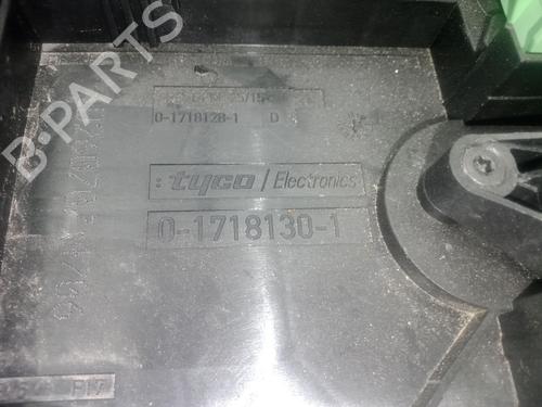 Fuse box VW GOLF V (1K1) 1.9 TDI | BP25755475E1 