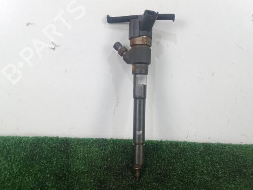 Injecteur HYUNDAI SONATA V (NF) 2.0 CRDi (150 hp) 31952519