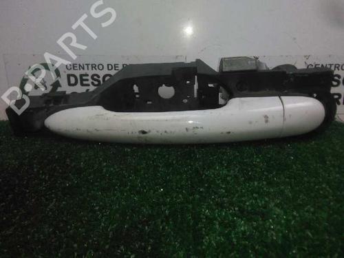 Front right exterior door handle RENAULT LAGUNA III (BT0/1) 2.0 dCi (BT01, BT08, BT09, BT0E, BT0K, BT12, BT1C, BT1D,... (150 hp) 9626643