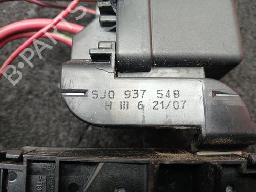 Fuse box SKODA FABIA II (542) 1.4 | BP33843563E1 - Image 4