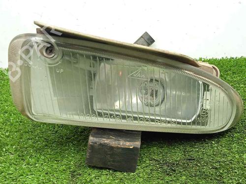 Used Left front fog light CHRYSLER VOYAGER / GRAND VOYAGER III (GS_, NS_) [1992-2001]  11865213