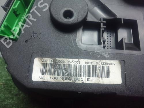 Instrument cluster VW GOLF IV (1J1) 1.9 TDI | BP29606728C47