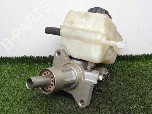 Used Brake master cylinder BMW 1 (E87) 118 d (143 hp) 10624987