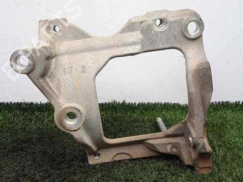 Used Support TOYOTA HILUX VIII Pickup (_N1_) 2.4 D (GUN112_, GUN122_, GUN135_, GUN120_, GUN135R,... (150 hp) 29511578