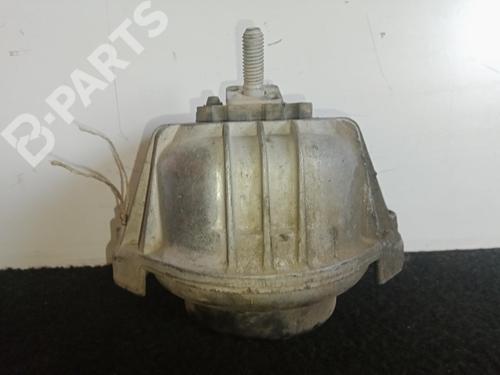 Used Engine mount Engine mount BMW 3 Touring (E91) 320 d (177 hp) 10242279 10242279