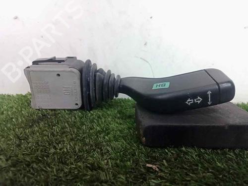 Used Headlight switch OPEL AGILA (A) (H00) 1.2 16V (F68) (75 hp) 13238208