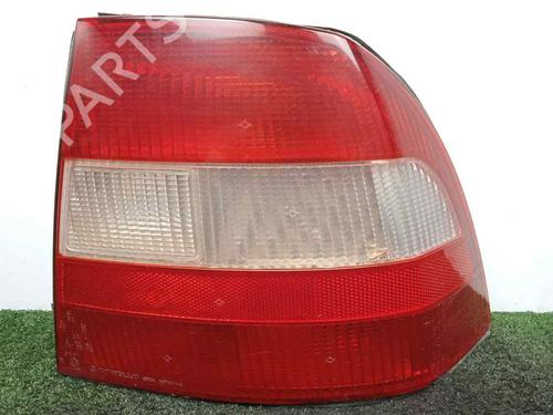 Used Right taillight OPEL VECTRA B (J96) 1.6 i 16V (F19) (100 hp) 8266987