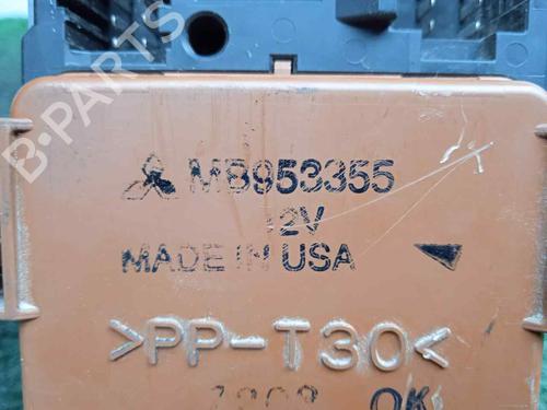 Fuse box MITSUBISHI CARISMA (DA_) 1.9 TD (DA4A) | BP17487670E1 