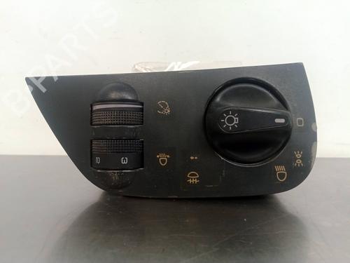 Used Headlight switch SEAT INCA (6K9) [1995-2003]  26737837