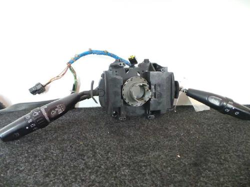 Used Headlight switch HYUNDAI H-1 / STAREX Bus (A1) 2.5 TCi (99 hp) 5690662