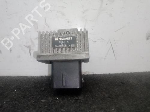 Used Electronic module NISSAN QASHQAI I (J10, NJ10) 2.0 dCi (150 hp) 31860018