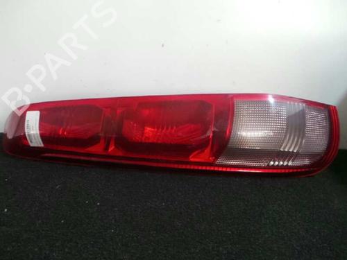 Used Left taillight NISSAN X-TRAIL I (T30) 2.2 dCi (136 hp) 12208451