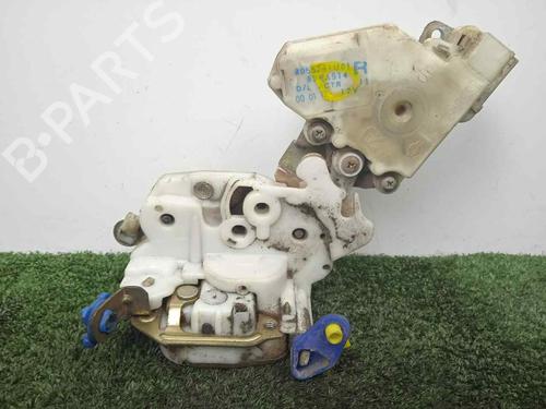 Used Front right lock NISSAN VANETTE CARGO Van (HC 23) 2.3 D (75 hp) 7256448
