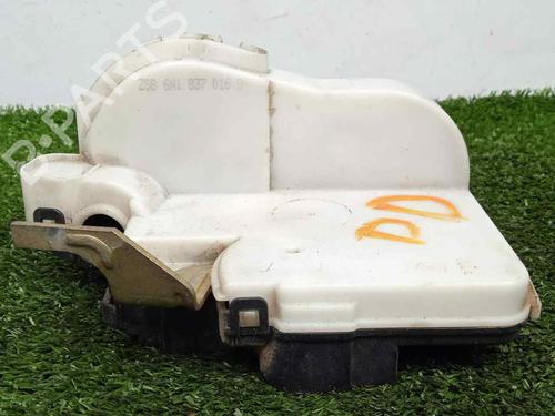 Used Front right lock VW POLO III (6N1) 50 1.0 (50 hp) 12210738
