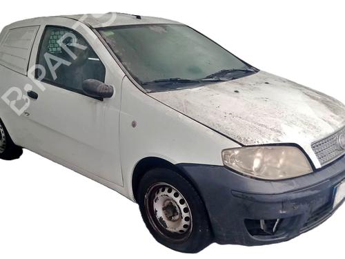 Pièces Détachées Usagées FIAT PUNTO (188_) 1.3 JTD 16V (70 hp) 4421301