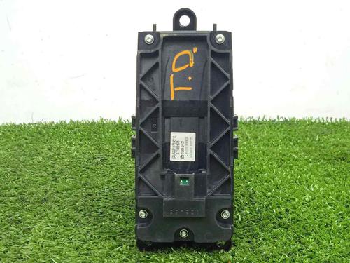 Right rear window switch MERCEDES-BENZ S-CLASS (W221, V221) S 320 CDI | BP12531945I28 