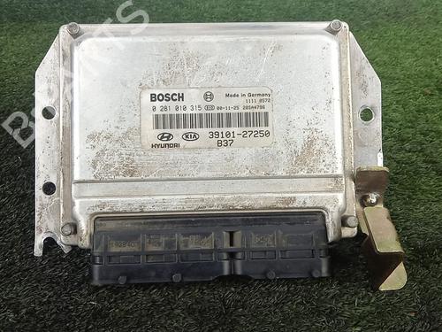 Used Engine control unit (ECU) HYUNDAI SANTA FÉ I (SM) 2.0 CRDi 4x4 (113 hp) 31622426