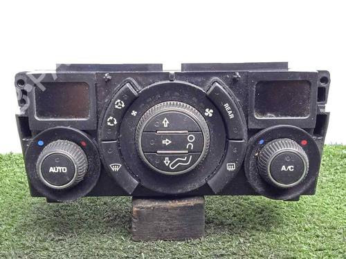 Used Climate control PEUGEOT 5008 (0U_, 0E_) 2.0 HDi (163 hp) 17664794