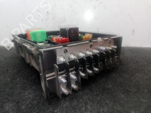 Fuse box VW CADDY III Box Body/MPV (2KA, 2KH, 2CA, 2CH) 1.9 TDI | BP30043858E1 