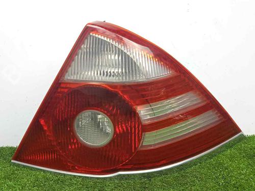 Used Right taillight FORD MONDEO III (B5Y) [2000-2007]  12230793