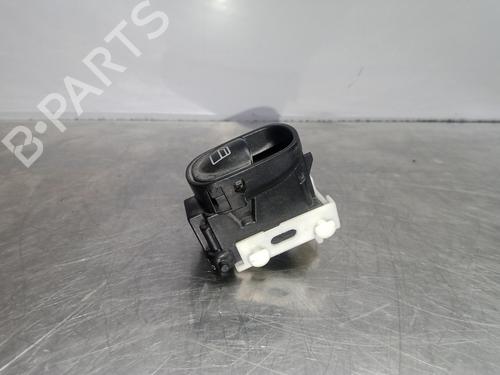 Used Right front window switch MERCEDES-BENZ C-CLASS (W203) C 220 CDI (203.008) (150 hp) 30967132