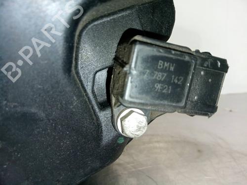 Intake manifold BMW 3 (E46) 320 d | BP5708177M70 