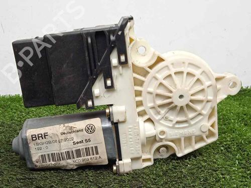 Portierruitmotor rechtsachter SEAT LEON (1M1) 1.9 TDI (110 hp) 28727392