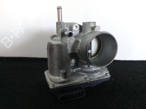Used Throttle body TOYOTA YARIS (_P13_) 1.5 Hybrid (NHP130_, NHP130) (101 hp) 8823252