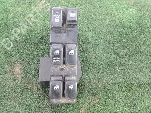 Used Left front window switch Left front window switch HYUNDAI TUCSON (JM) 2.0 All-wheel Drive (141 hp) 40086975 40086975