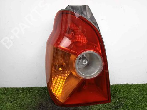 Used Left taillight HYUNDAI TERRACAN (HP) 2.9 CRDi (150 hp) 18865516