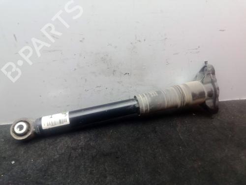 Højre bagtil støddæmper Højre bagtil støddæmper PEUGEOT 2008 II (UD_, US_, UY_, UJ_, UR_, UC_) 1.2 PureTech 100 (USHNK) (101 hp) 34538927 34538927