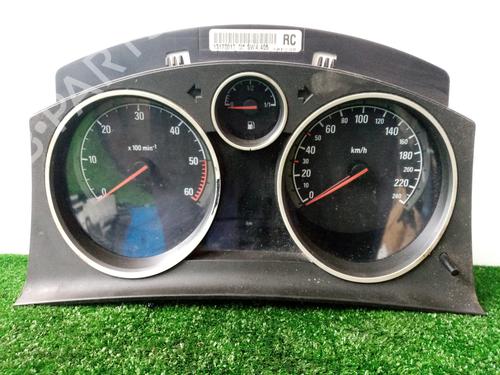 Used Instrument cluster OPEL ASTRA H (A04) 1.9 CDTI (L48) (150 hp) 9252612