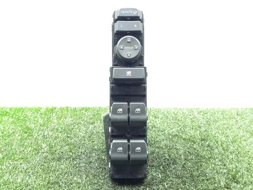 Used Left front window switch HYUNDAI i30 FASTBACK (PDE, PDEN) 2.0 N (275 hp) 31853067