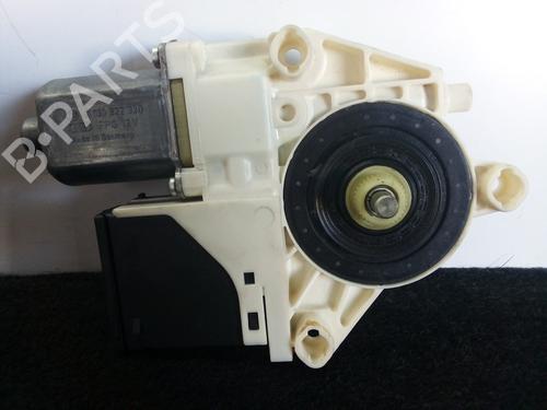 Used Left rear window motor RENAULT MEGANE III Grandtour (KZ0/1) 1.5 dCi (KZ09, KZ0D, KZ1G, KZ29, KZ14, KZ1W, KZ10, KZ1F,... (110 hp) 11756970