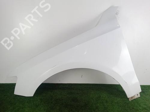 Forskærm venstre AUDI Q5 (8RB) 2.0 TDI quattro (143 hp) 32137103