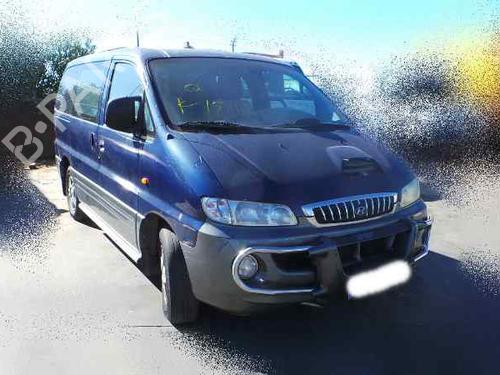 Used Right front fog light HYUNDAI H-1 / STAREX Bus (A1) 2.5 TCi (99 hp) 5728832