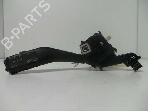 Used Steering column stalk SEAT LEON (1P1) 1.9 TDI (105 hp) 5721984