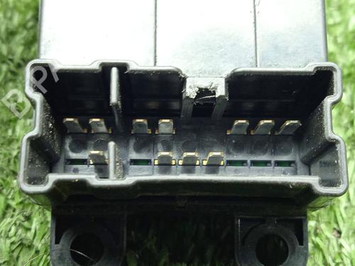 Left front window switch NISSAN CABSTAR (F24M, F24W) 28.11 DCI, 32.11 DCI, 35.11 DCI 2.5 (F24M) | BP30902842I27