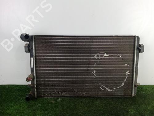 Used Water radiator Water radiator SEAT LEON (1M1) 1.9 TDI (110 hp) 34606014 34606014
