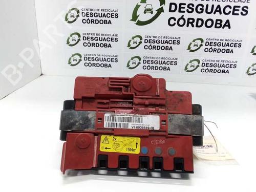 Used Fuse box BMW 3 (E90) 318 i (129 hp) 5744875