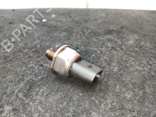 Used Electronic sensor Electronic sensor MERCEDES-BENZ C-CLASS (W204) C 220 CDI (204.008) (170 hp) 40020390 40020390