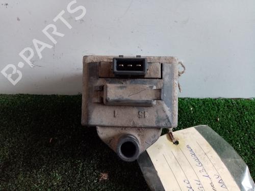 Used Ignition coil VW POLO II (86C, 80) [1981-1994]  5694302