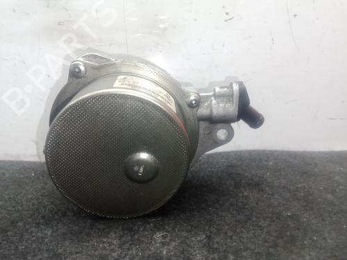 Used Vacuum pump BMW 3 Touring (E46) 320 d (150 hp) 31801355