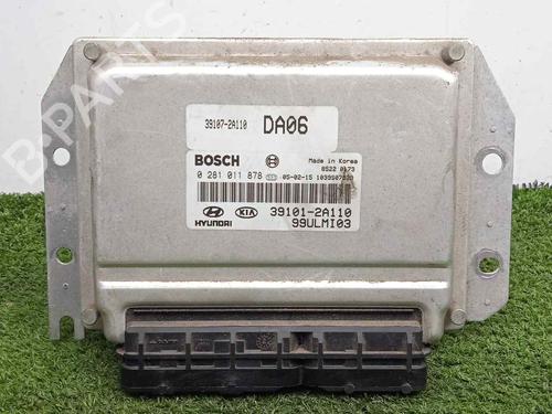Used Engine control unit (ECU) KIA CERATO I Hatchback (LD) [2004-2010]  18645075