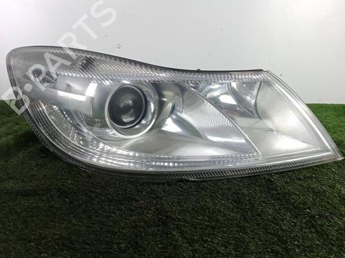 Used Right headlight Right headlight SKODA OCTAVIA II (1Z3) 1.6 LPG (102 hp) 33648998 33648998