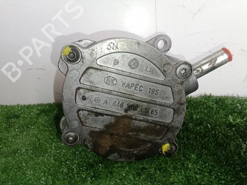Used Vacuum pump MERCEDES-BENZ C-CLASS (W204) [2007-2015]  17196469