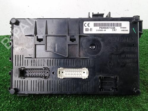 fuse-box-renault-clio-ii-bb_-cb_-1998-1999-2000-2001-2002-2003-2004-2005-2006-2007-2008-2009-2010-2011-2012-2013-2014-2015-2016-32043270 main image