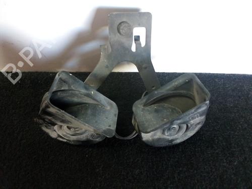 Horn RENAULT MEGANE III Grandtour (KZ0/1) 1.5 dCi (KZ09, KZ0D, KZ1G, KZ29, KZ14, KZ1W, KZ10, KZ1F,... | BP14484772E13 