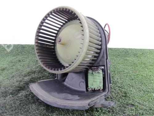 Used Heater blower motor Heater blower motor RENAULT KANGOO Express (FC0/1_) 1.5 dCi (FC1E) (68 hp) 33757739 33757739