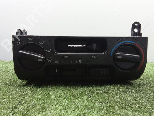 Used Climate control Climate control 37667891 37667891